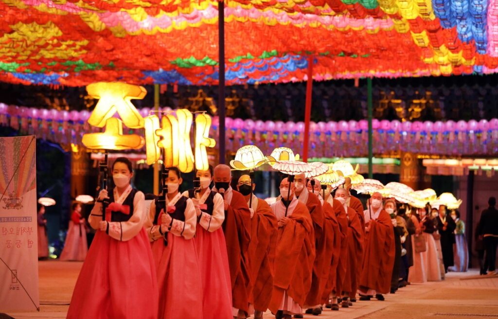 Seoul City Half Day Tour Gyeongbokgung Palace Bukchon Hanok Village seoul-city-half-day-tour-gyeongbokgung-palace-bukchon-hanok-village